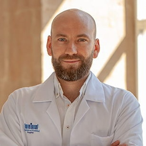 Dr. Javier Cañueto Álvarez
