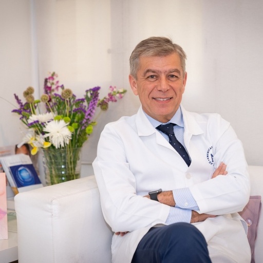 Dr. José Luis López Estebaranz